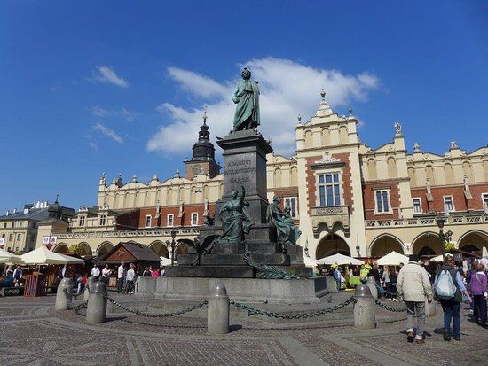 Monumento a Adam Mickiewicz